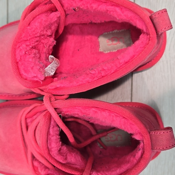 UGG Australia Wome Pink Suede Ankle Boots Sheepskin Shoes Sz 6 - Picture 8 of 13